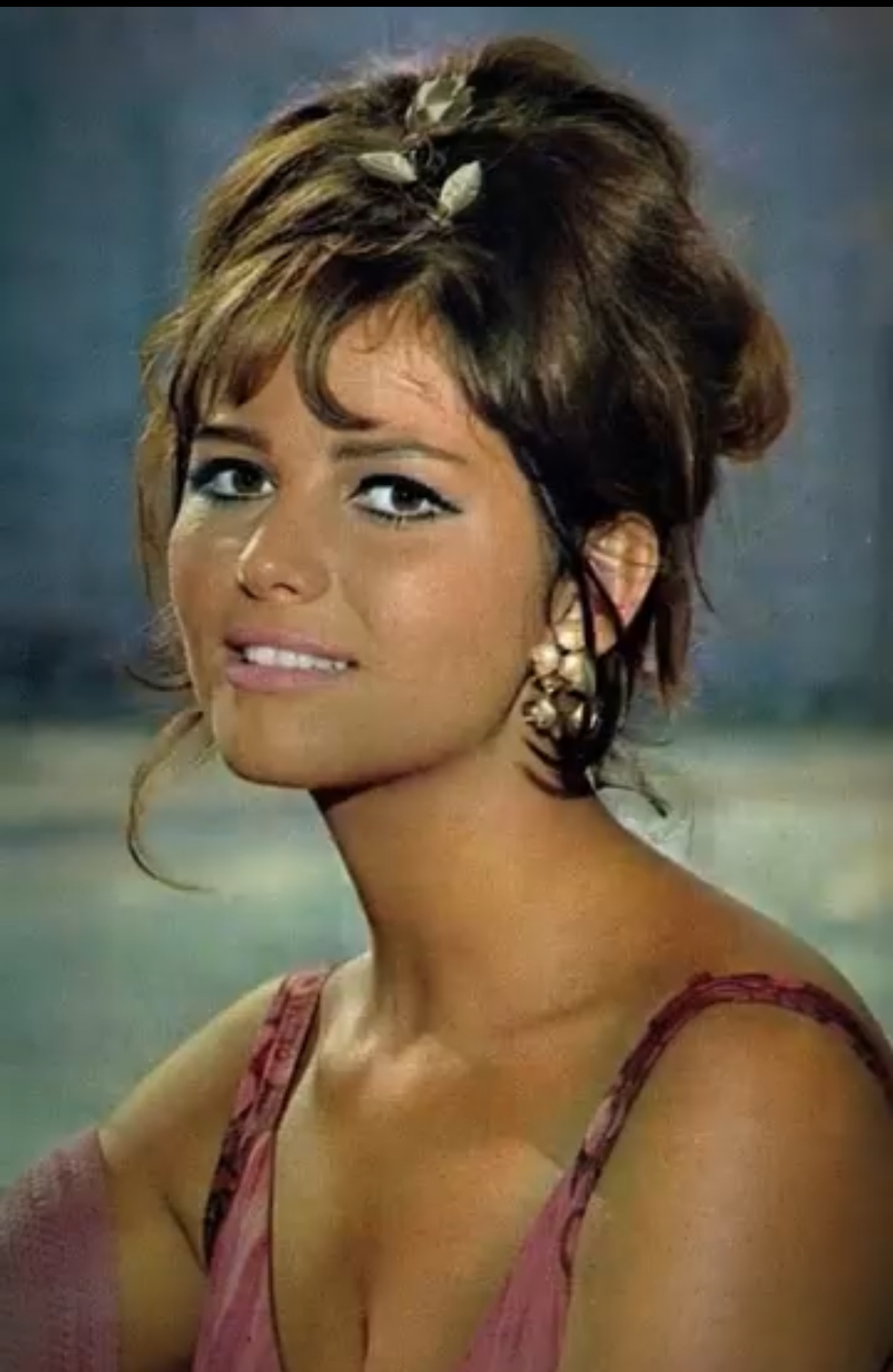 She Was a Hollywood Beauty in the 60s — You’ll Be Amazed at 86