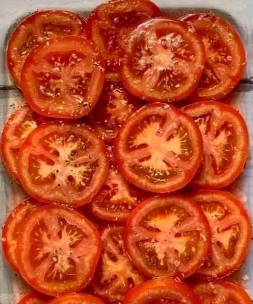 Tomatoes: The Surprising Superfood for Your Health and Kitchen