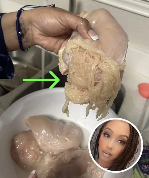 Mom Shares Photo Of Chicken Breast Thinking It’s ‘Fake Meat’, Experts Reveal What It Really Is