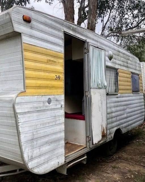 Kind people gave a homeless woman an old trailer.The woman was so happy to have a home. She turned it into a cozy home in the middle of the forestWow, it turned out to be such a cozy and cute house. Now the woman enjoys her life surrounded by natureCheck the photos in the top comment belowโฌ๏ธโฌ๏ธ