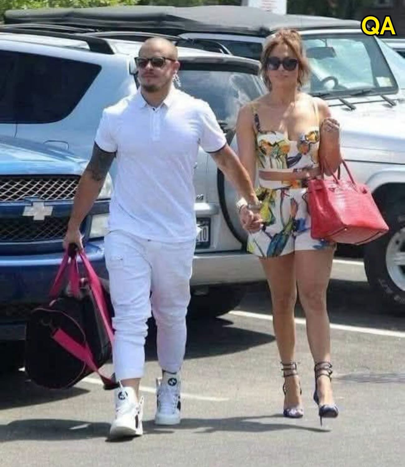 Jennifer Lopez, 55, Is Showing Off Her New BoyfriendโฆAnd You Better Sit Down, Because You Might Recognize Him!