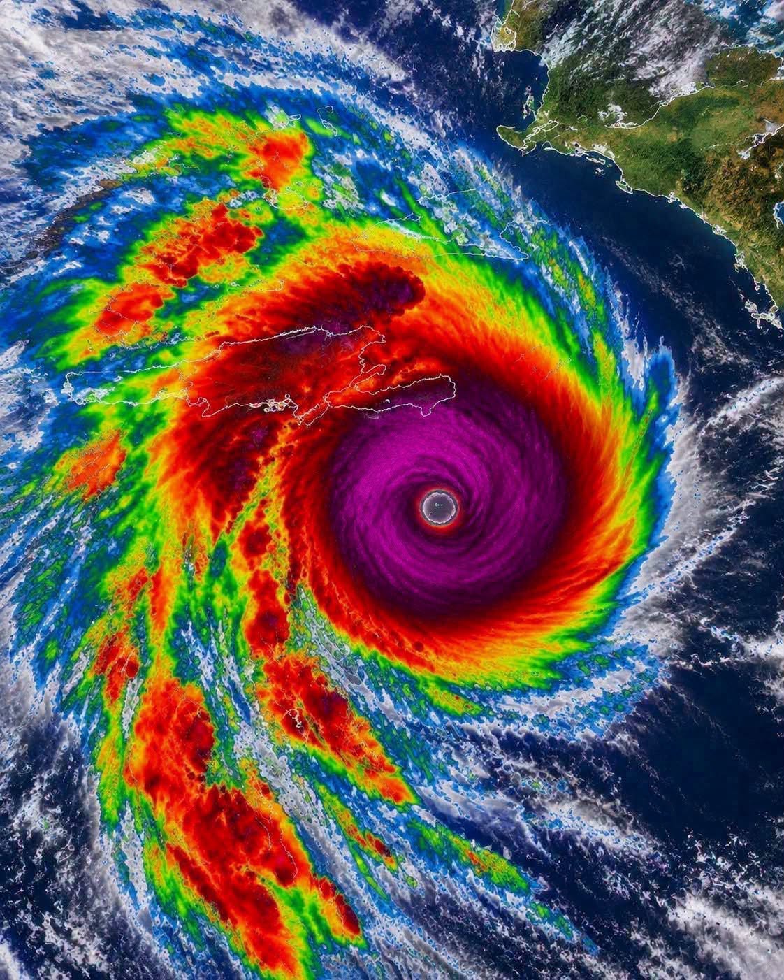 Hurricane Alert: Huvrricane Isaias Threatens 7 States — 2 Governors Have Already Declared a State of Emergency